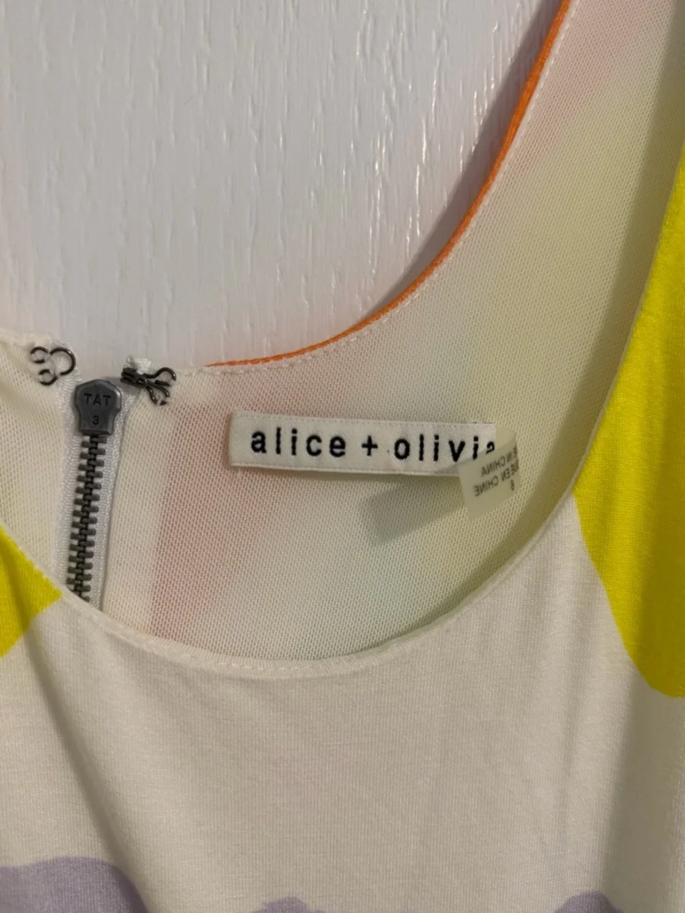 Alice & Olivia James Scoop-Neck Sleeves Fitted Abstract Dress Sz 6 - Picture 2 of 7